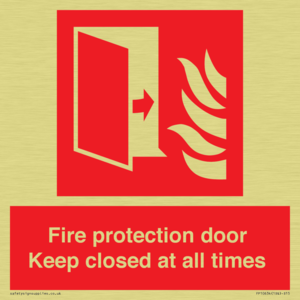 Fire protection door Keep closed at all times